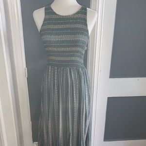 Fit and flow midi dress